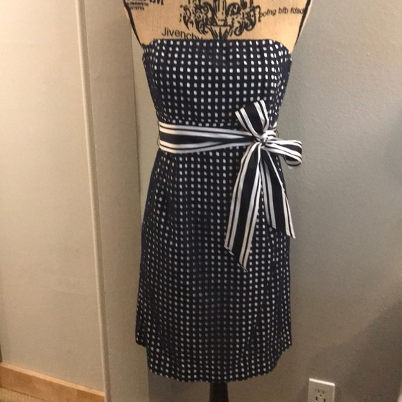 🐳 Vineyard Vines Eyelet Carolyn Dress - Picture 2 of 8